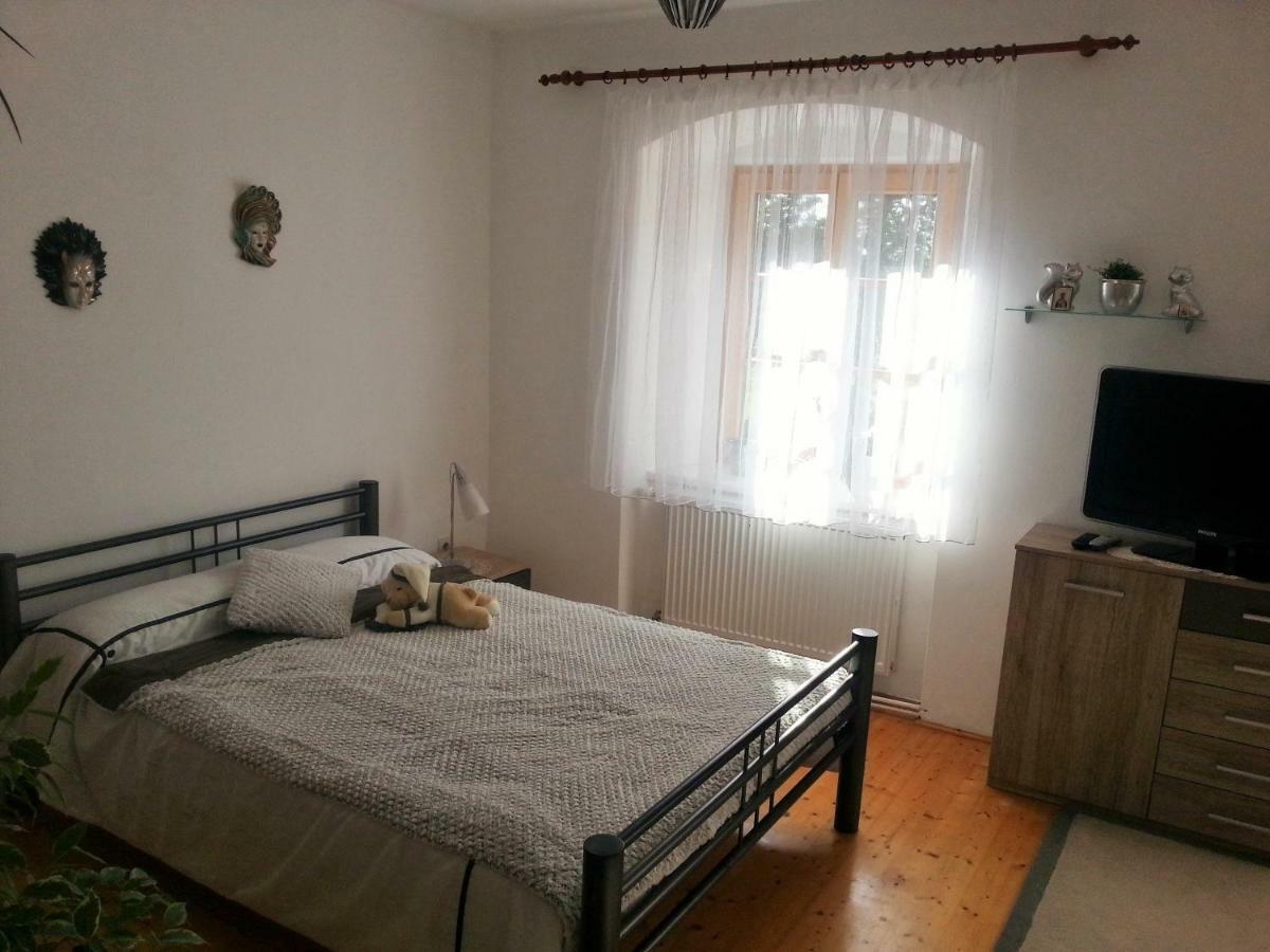 Privatzimmer Dimitrova Ulrichsberg Exterior foto